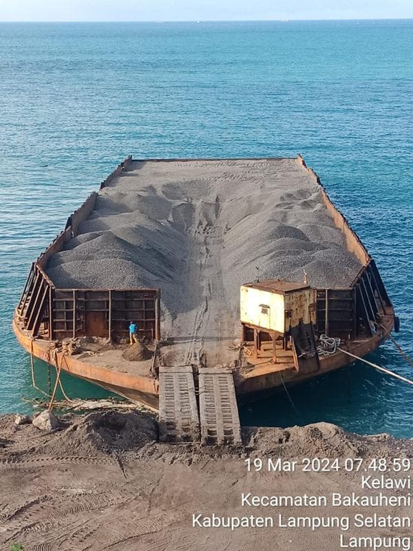 Sewa Kapal & Tongkang dokumentasi 7